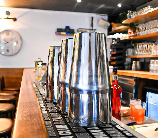 Intérieur du bar Copains d'Abord
